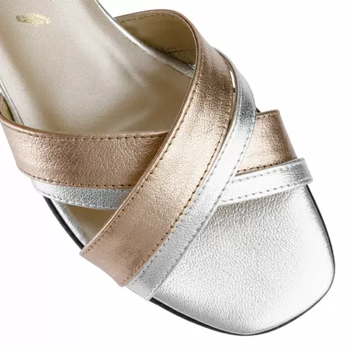 Босоножки Сатег Серебряный, 33, 34, 35 фото каталог Босоножки Сатег Серебряный, 33, 34, 35 фото каталог